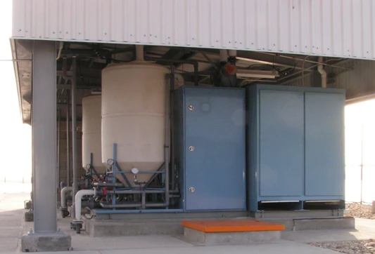 Hypochlorite generation equipment installed under a shelter